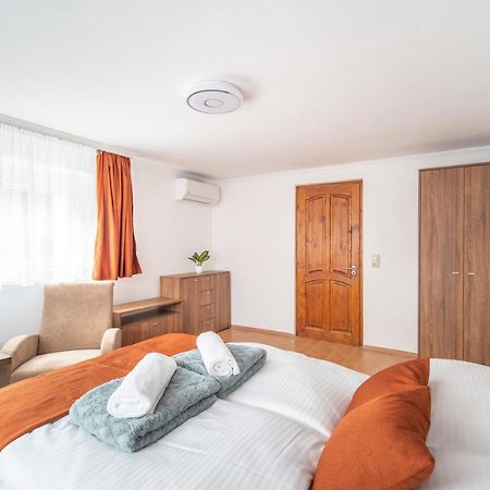 Topaz Apartmanhazak קסזטלי מראה חיצוני תמונה
