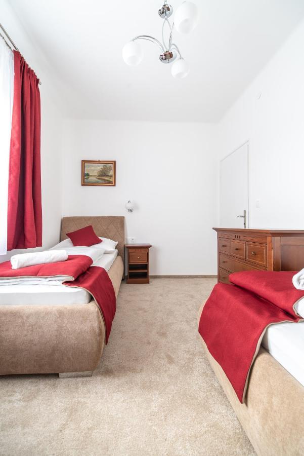 Topaz Apartmanhazak קסזטלי מראה חיצוני תמונה