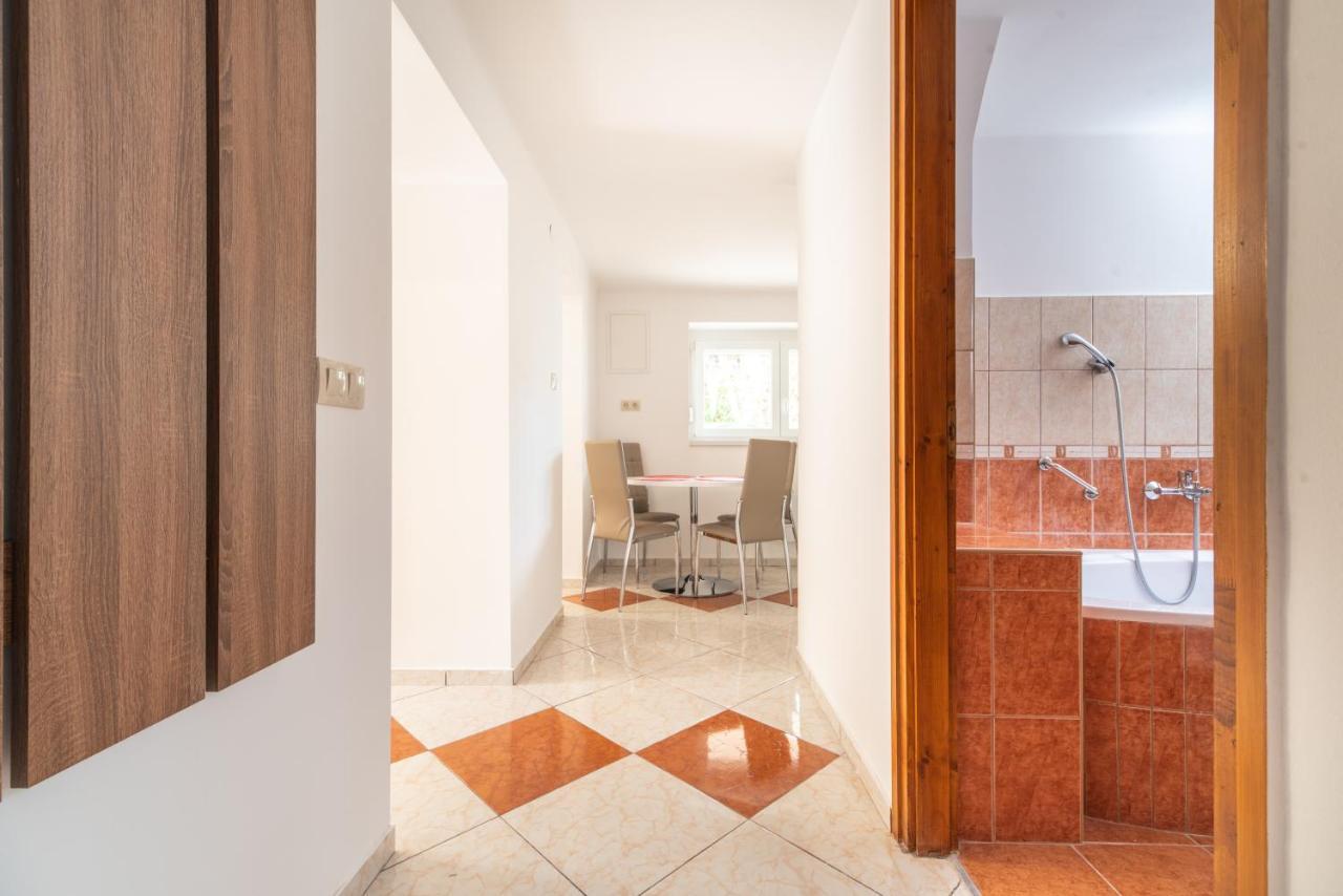 Topaz Apartmanhazak קסזטלי מראה חיצוני תמונה