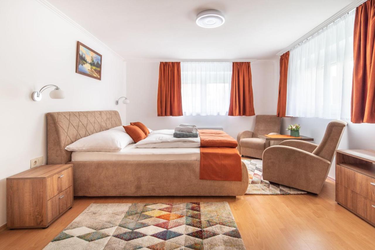 Topaz Apartmanhazak קסזטלי מראה חיצוני תמונה